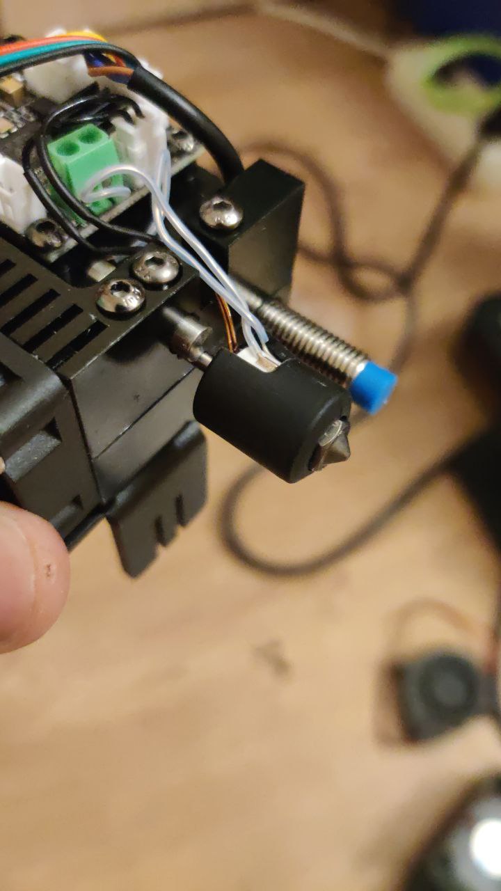 Hotend_w_extruder_new